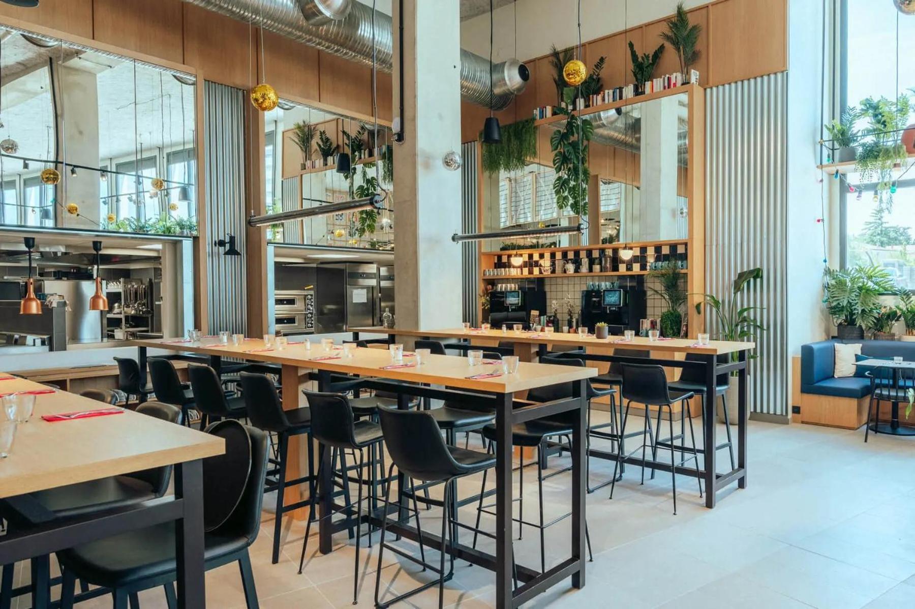 Jost Hostel Montpellier Centre St Roch エクステリア 写真