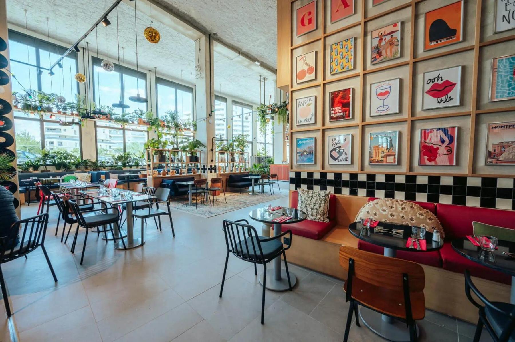 Jost Hostel Montpellier Centre St Roch エクステリア 写真